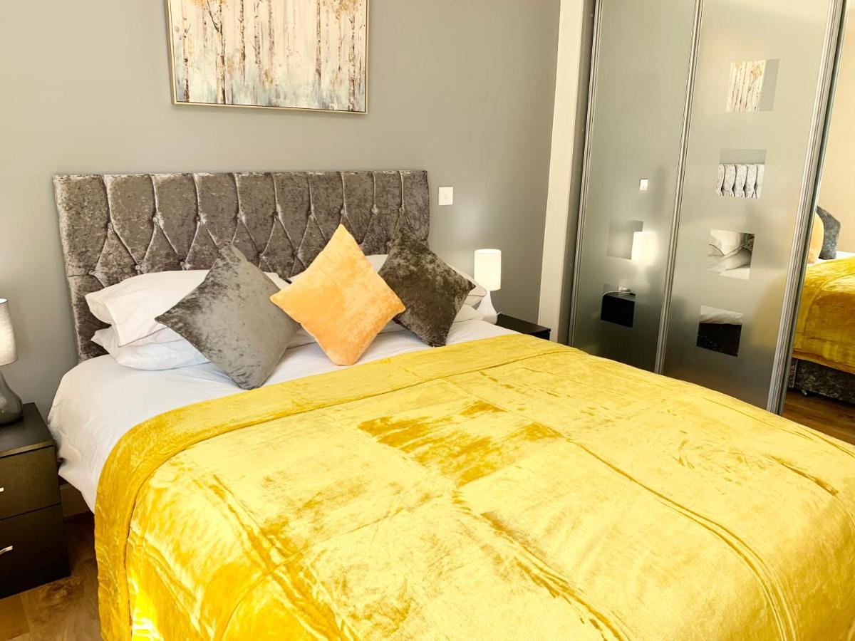 Risinghurst, Oxford, An Entire 2beds, 2bathrooms, Free Wi-fi, Free Parking Apartamento *